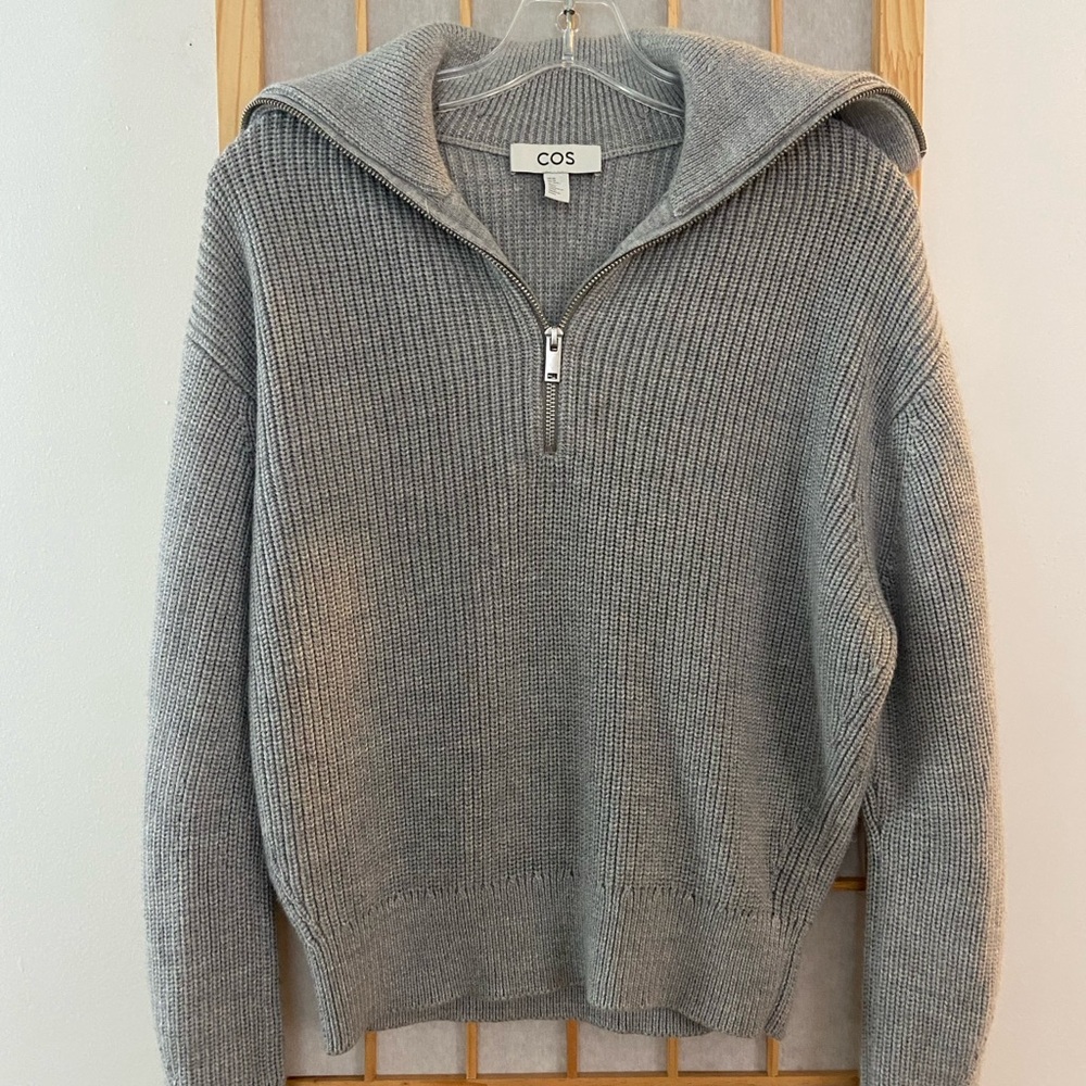 COS Women's Light Gray Zip-Up Cardigan